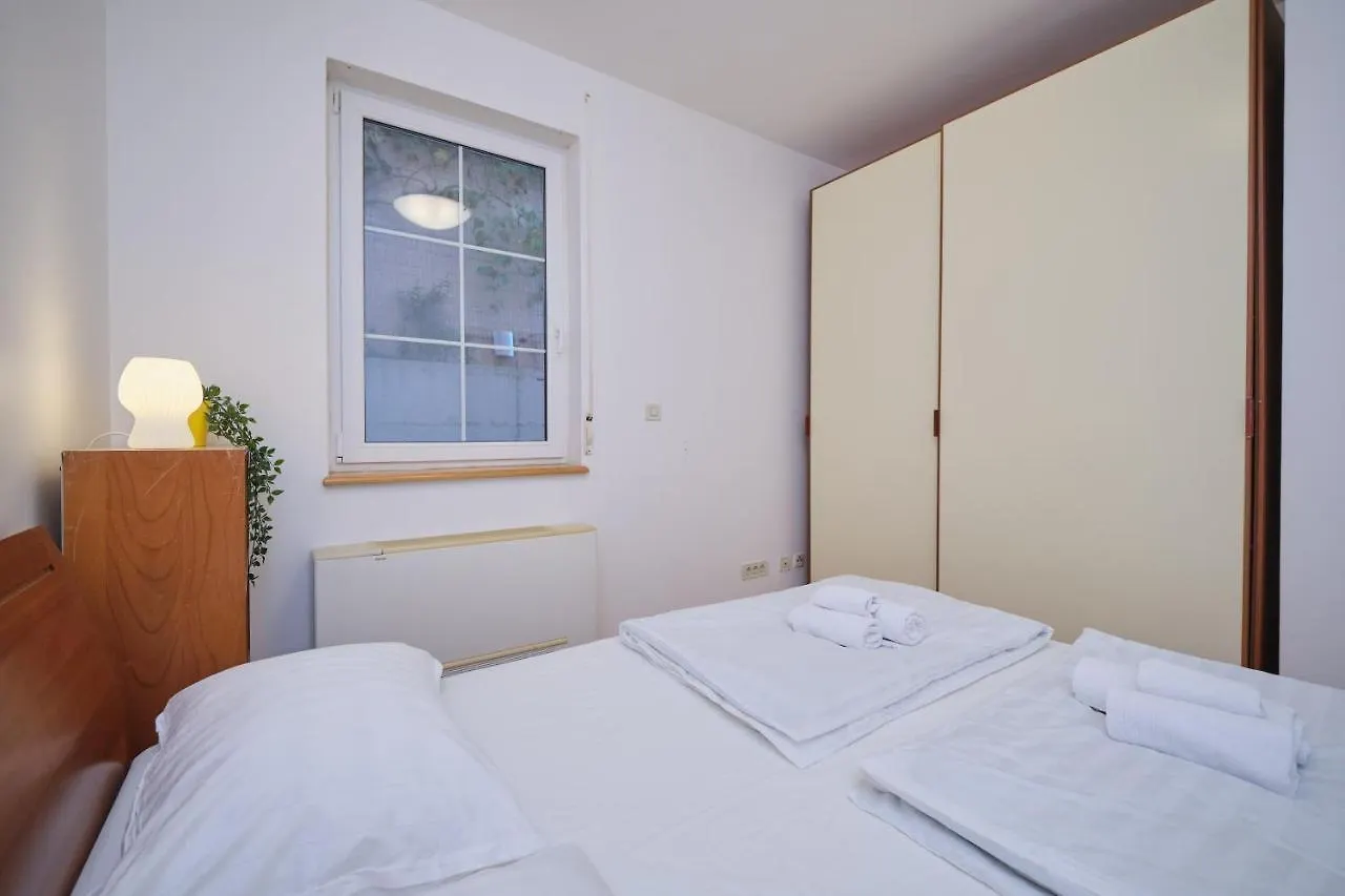 Holiday Seaview Apartment By Litto Split Croatia